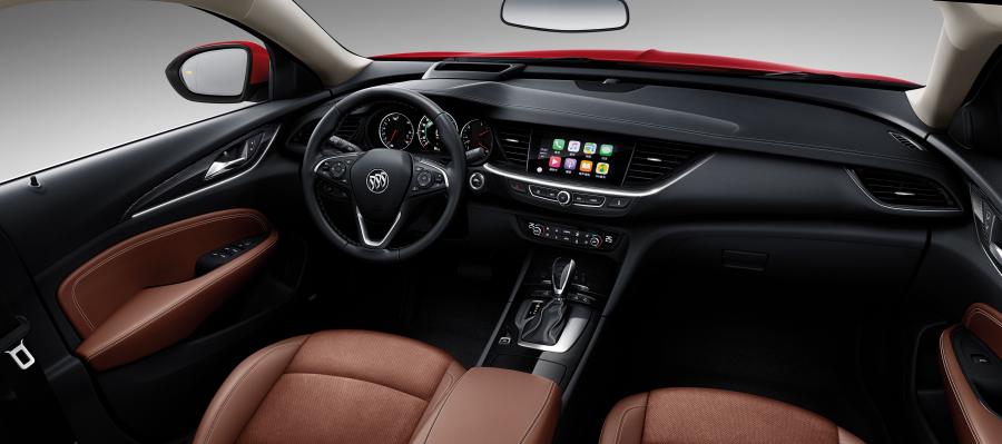 Торпедо Buick Regal 2017 года  (CN) (фото 5 из 24)
